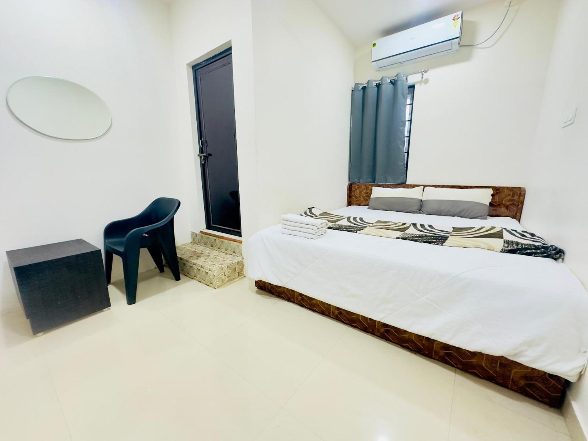 Sketch Family Restaurant & Rooms Visakhapatnam Exterior photo